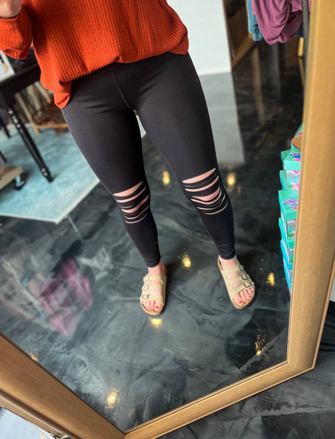 Laser-Cut Highwaist Leggings