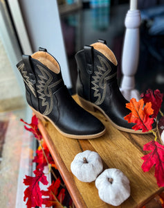 Western Cowboy Booties